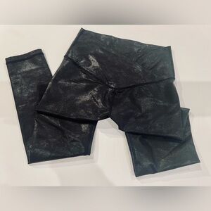 aerie Foil Print Black Shiny Crackle Faux Leather Party Leggings